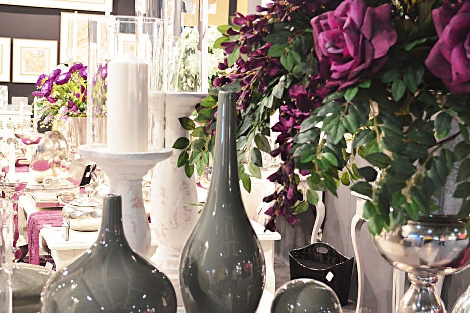 decoracion con jarrones y velas
