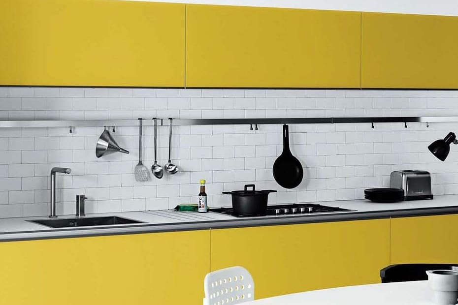 cocina en amarillo